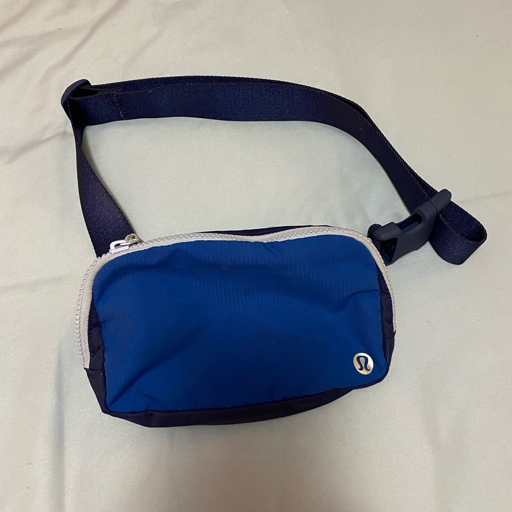 Lululemon Belt Bag